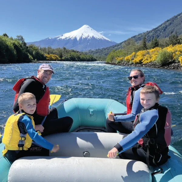Rafting_Floating_Family_800x800